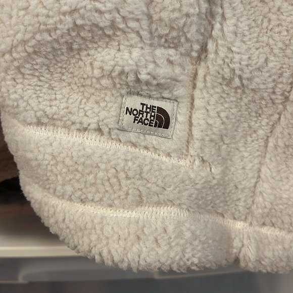 Off White/Cream Fleece/Sherpa North Face Jacket - Picture 2 of 6
